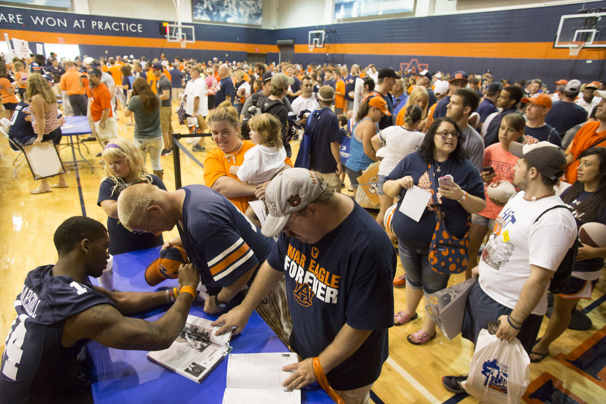Auburn Fan Day 2014